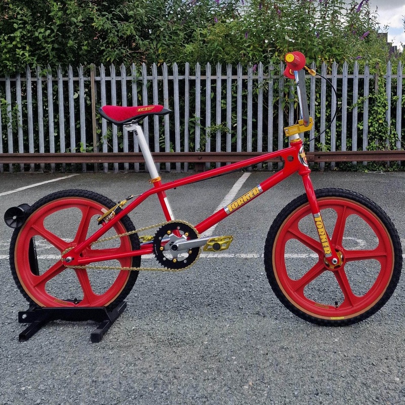 Torker LP Race Custom Bike Red / Gold