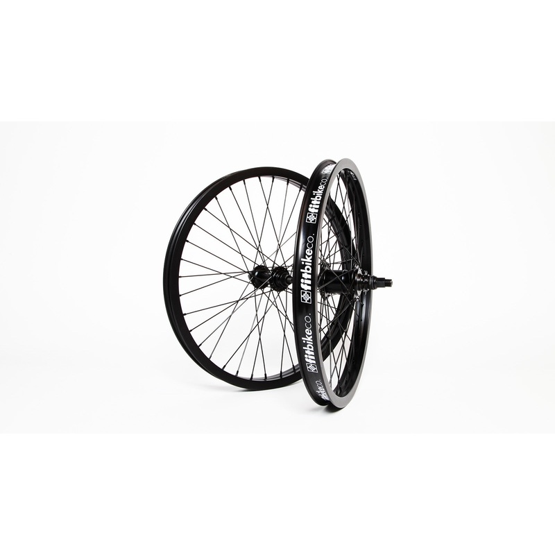 20″ FIT FREECOASTER WHEELSET RIGHT SIDE DRIVE . DOUBLE WALL FIT BLK RIMS, BLK HUBS. MALE 14MM REAR AXLE, MALE 3/8″ FRONT AXLE. ALL BLACK SPOKES/NIPPLES