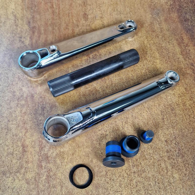 Eclat Onyx 3 Piece 24mm Cranks