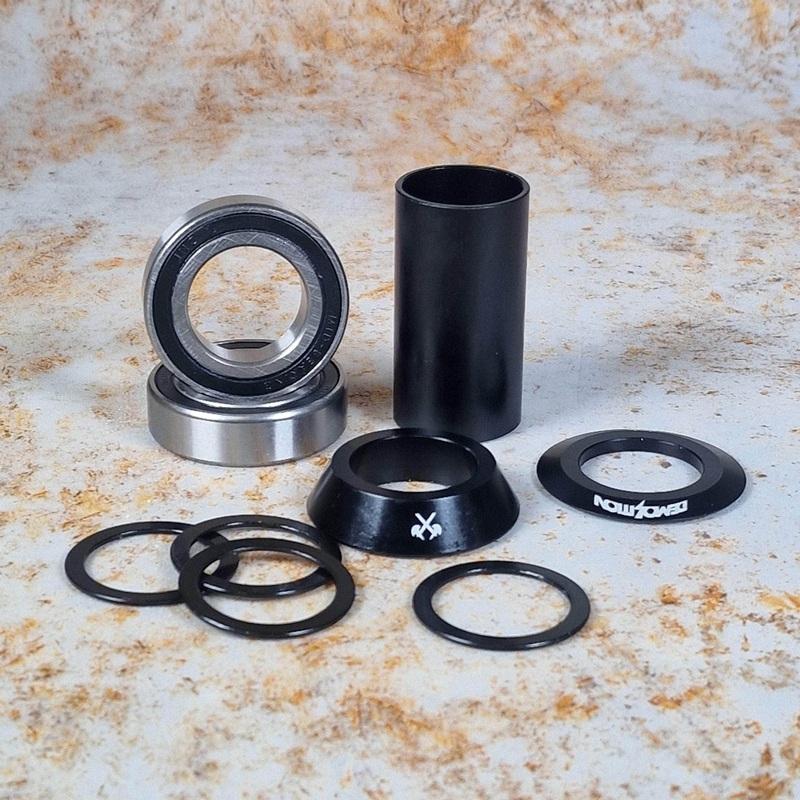 Demolition Mid Bottom Bracket