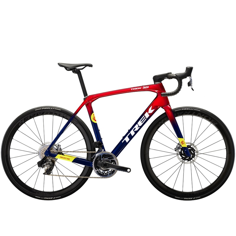 Domane SLR 9 eTap 54 Metallic Red Smoke to Blue Smoke Fade