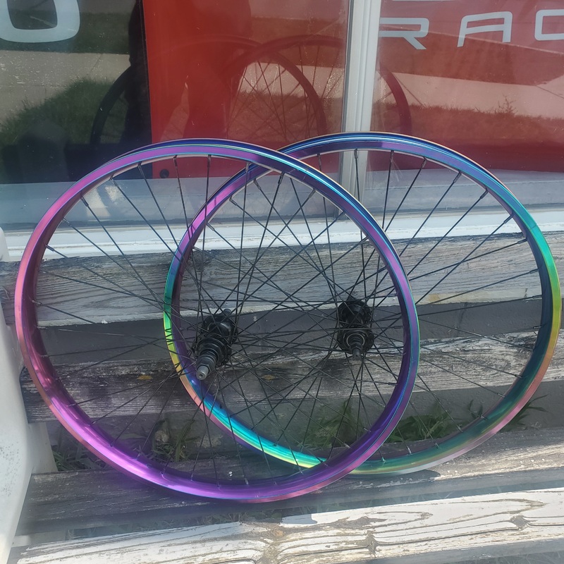 26″ Throne OEM BMX Wheelset (Pair) – 9t RHD – Male – Sealed – Oil Slick
