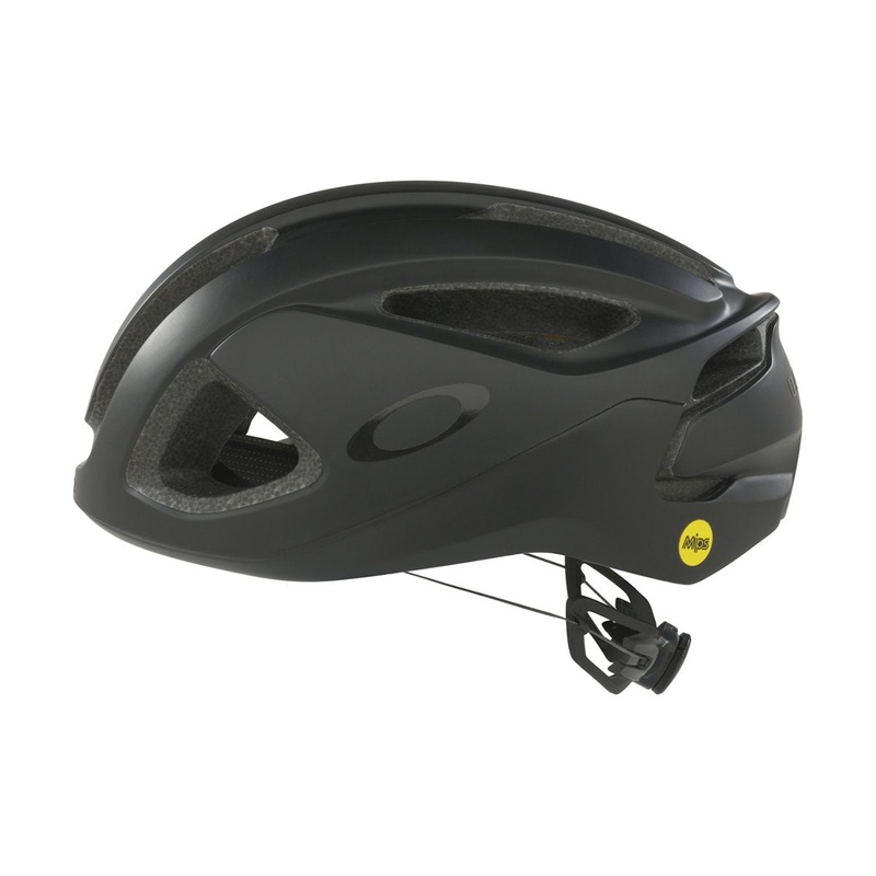 Oakley ARO3 Road Helmet – Blackout