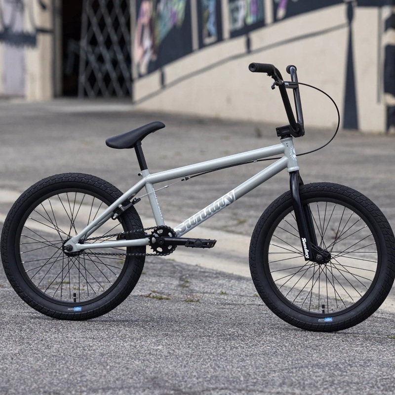 Sunday Blueprint 20.5″TT BMX Freestyle Bike-Gloss Battleship Grey
