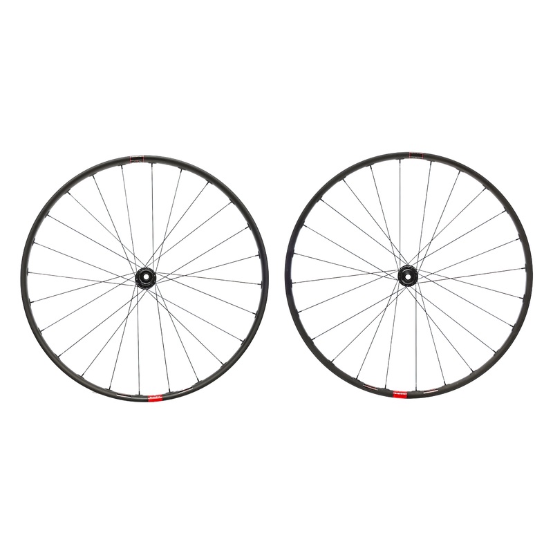 Reserve 25/GR Carbon Tubeless 700c Wheelset