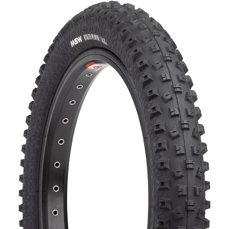 Utility Player Tire – 16 x 2.25 Black Rigid Wire Bead 33tpi