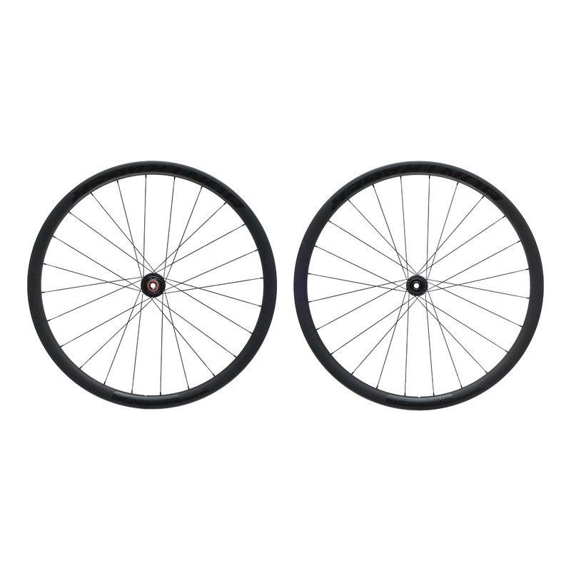 Bontrager Aeolus Elite 35 Carbon Tubeless 700c Wheelset