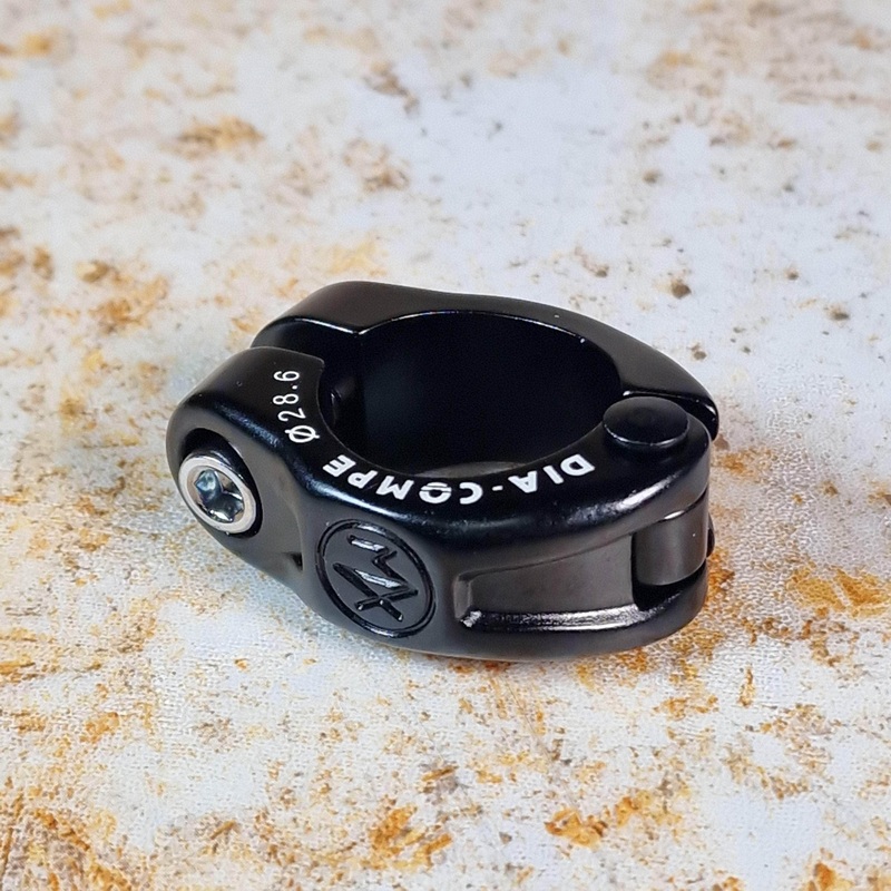 Dia-Compe MX1500 28.6mm Hinged Seat Clamp