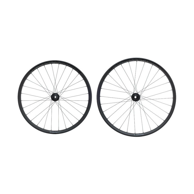 Bontrager Line Elite 30 Carbon Tubeless 27.5″/29″ Wheelset